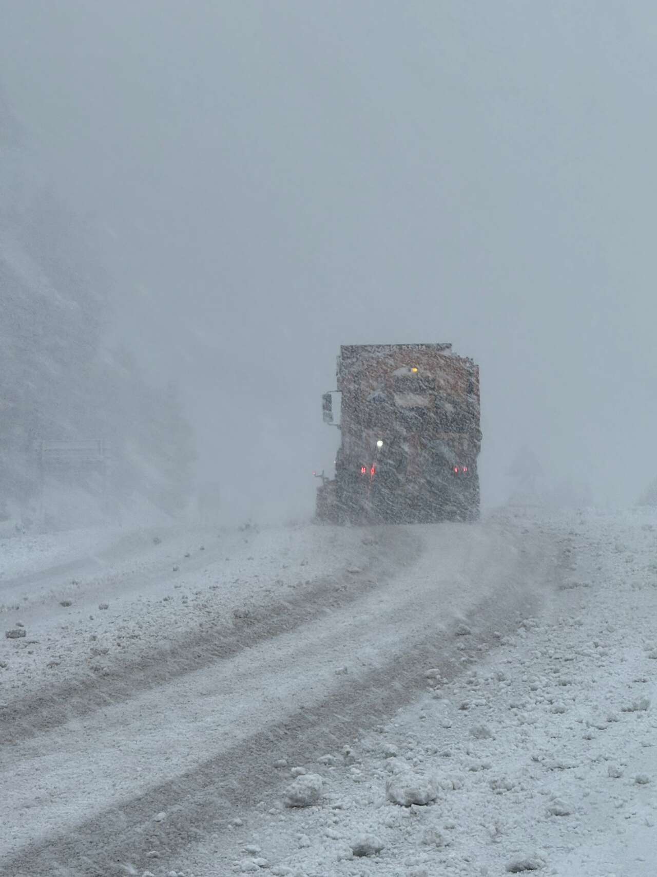 Muğla'da Kar Yağışı Sürücülere Zor Anlar Yaşattı 4